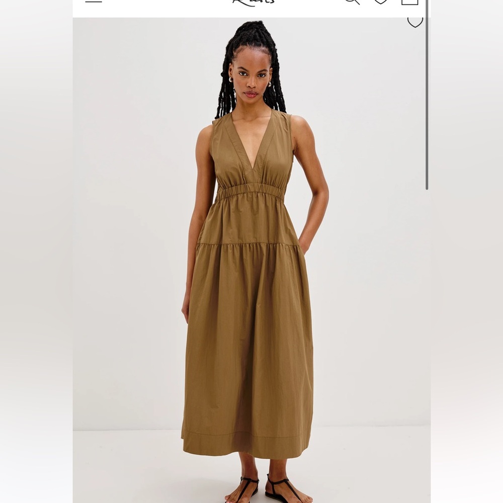 NWT Genevieve rails dress